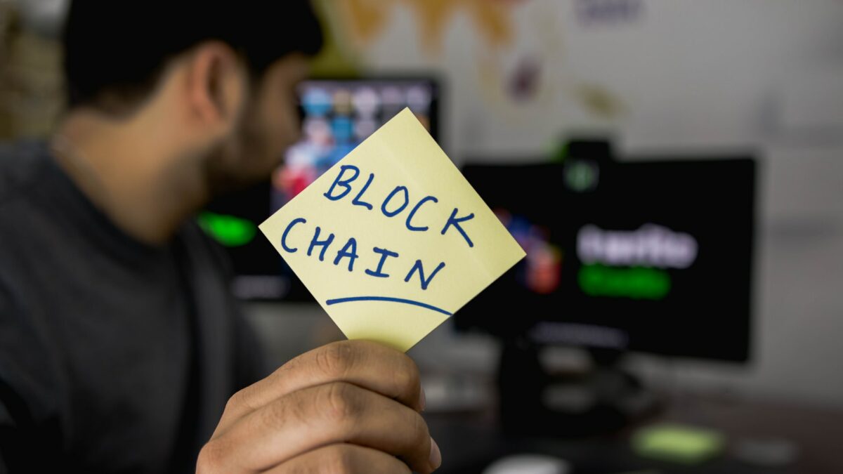 Blockchain Technology Trends to Follow in 2021